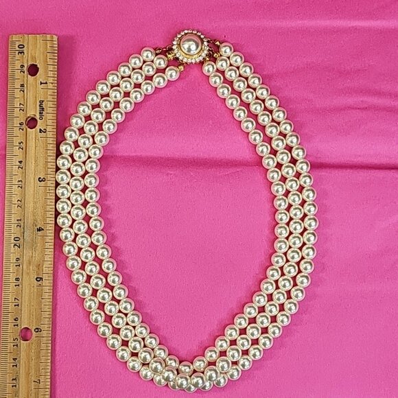Vintage Faux Pearl Triple Strand Necklace With Ornate Gold Tone Clasp Choker - Picture 9 of 10